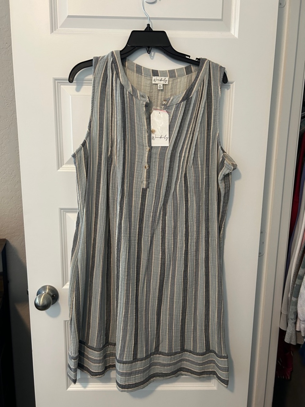 Wonderly Sleeveless Striped Tunic in Gray and Cream
